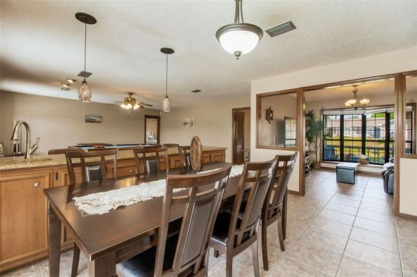 Dining room, Interior, Pendant Lights