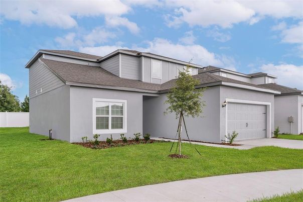 Attached, Backyard, Exterior, Facade, Modern