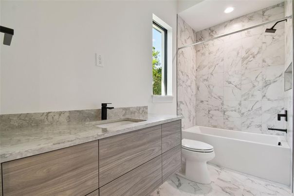 Bathroom, Interior, Marble, Marble Walls, Recessed Lighting