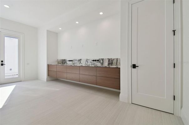 Interior, Recessed Lighting