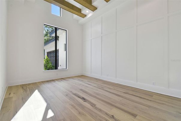 Empty room, Interior, Recessed Lighting, Wooden Beams, Wood Texture Flooring