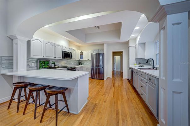 Interior, Kitchen, Recessed Lighting, Wood Texture Flooring