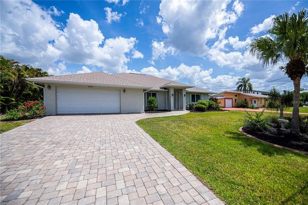 Attached, Backyard, Exterior, Facade, Ranch
