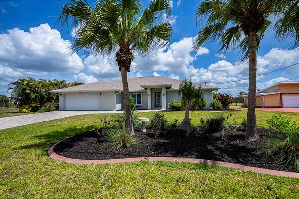 Attached, Backyard, Exterior, Facade, Ranch