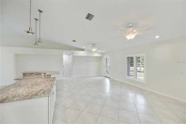 Empty room, Interior, Pendant Lights, Recessed Lighting