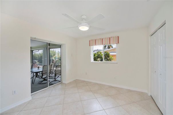 Dining room, Interior