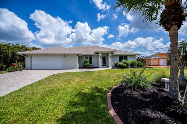 Attached, Backyard, Exterior, Facade, Ranch