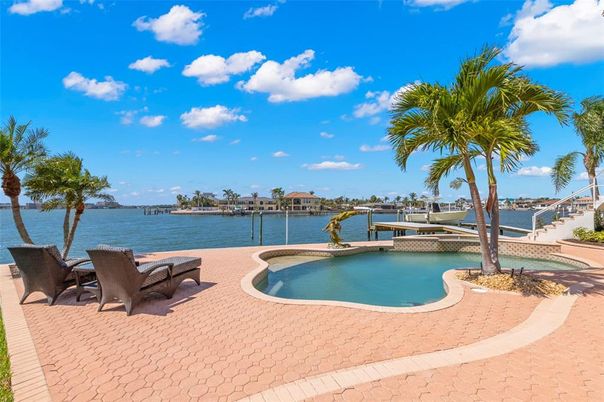 Exterior, Lake, Pool