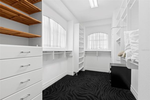 Interior, Walk-in Closets
