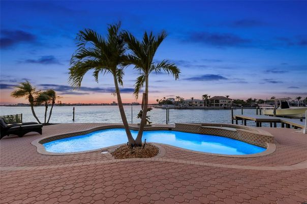 Exterior, Lake, Pool