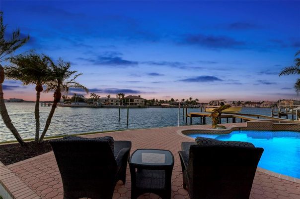 Exterior, Lake, Pool