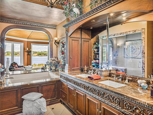 Bathroom, Dual Sink Vanities, Interior