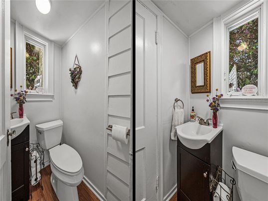 Bathroom, Interior, Wood Texture Flooring