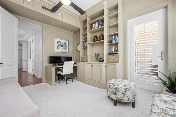 Home Office, Interior, Recessed Lighting, Wood Texture Flooring