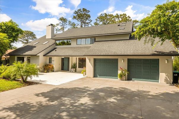 Attached, Exterior, Facade, Solar Panels, Ranch