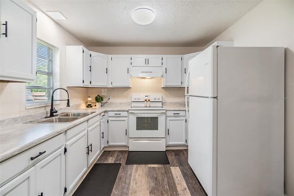 Interior, Kitchen, Wood Texture Flooring