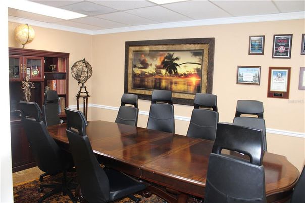 Dining room, Interior