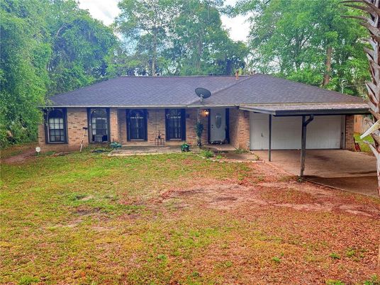Attached, Backyard, Exterior, Facade, Brick Facade, Ranch