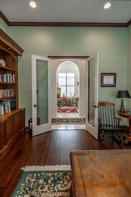 Interior, Recessed Lighting, Wood Texture Flooring