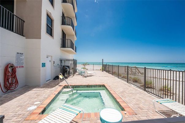 Exterior, Pool, Water