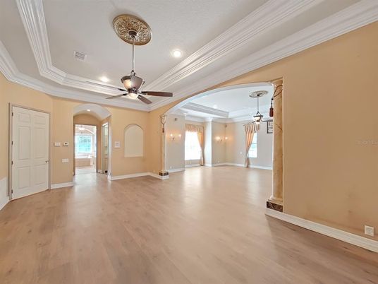 Empty room, Interior, Recessed Lighting, Wood Texture Flooring