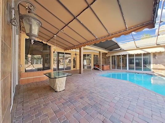 Exterior, Interior, Pool, Sun Room