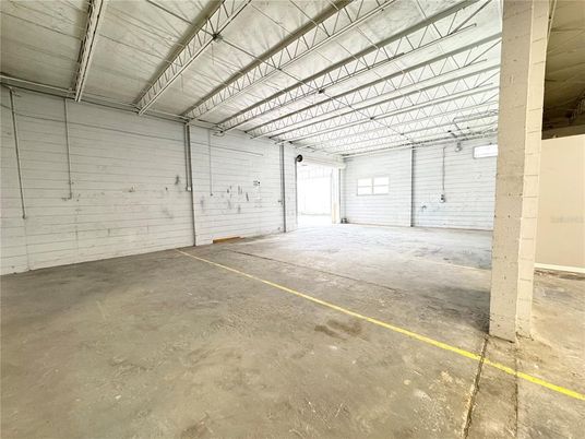 Garage, Interior