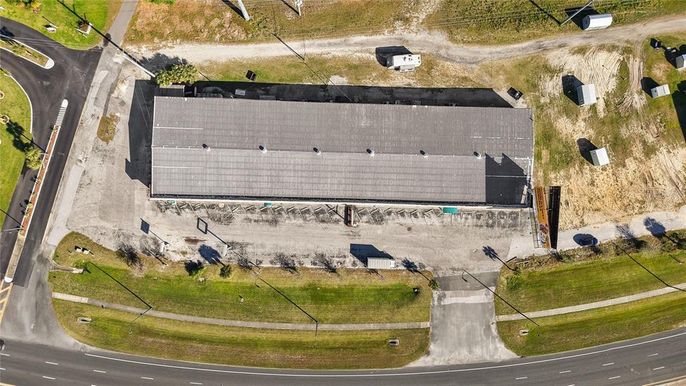 Exterior, Drone