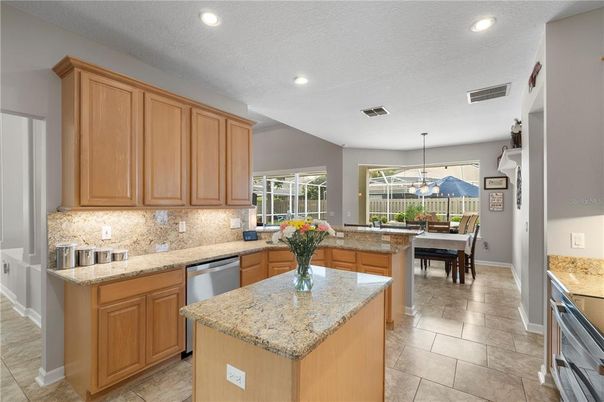 Dining room, Interior, Kitchen, Recessed Lighting, Stainless Steel Appliances