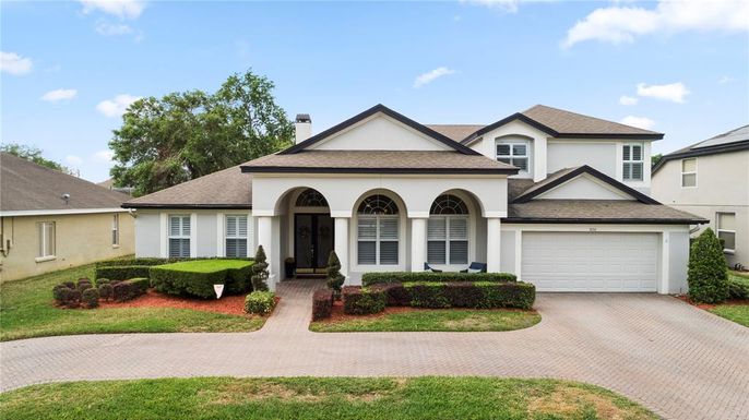 Attached, Exterior, Facade, Ranch