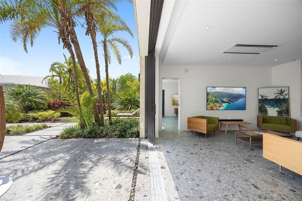 Exterior, Recessed Lighting