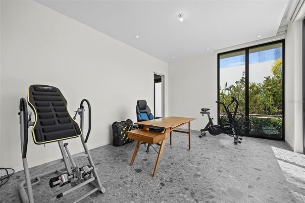 Fitness Equipment, Interior, Recessed Lighting