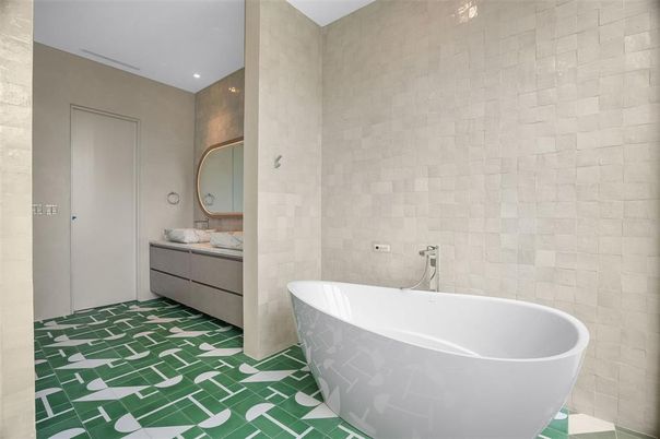 Bathroom, Free Standing Baths, Interior, Recessed Lighting