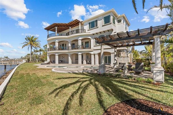 Backyard, Exterior, Water