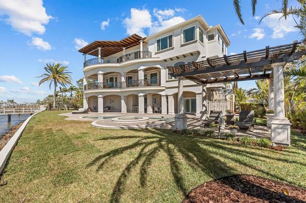 Backyard, Exterior, Water
