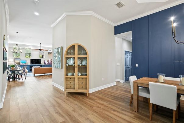 Dining room, Interior, Living room, Pendant Lights, Recessed Lighting, Wood Texture Flooring