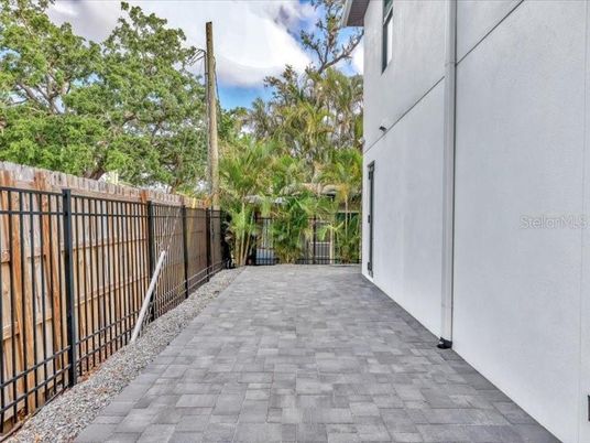 Backyard, Exterior
