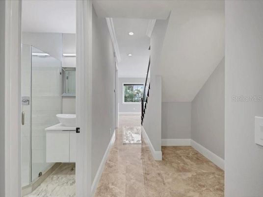 Bathroom, Interior, Recessed Lighting