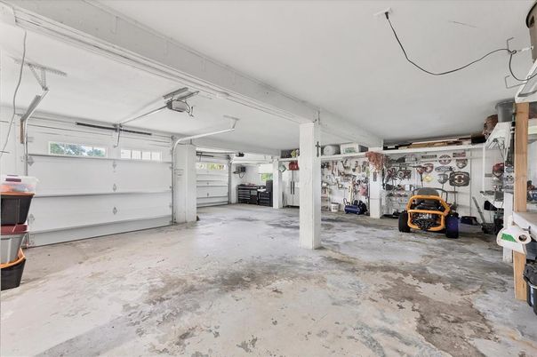Garage, Interior