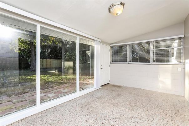 Empty room, Interior, Sun Room