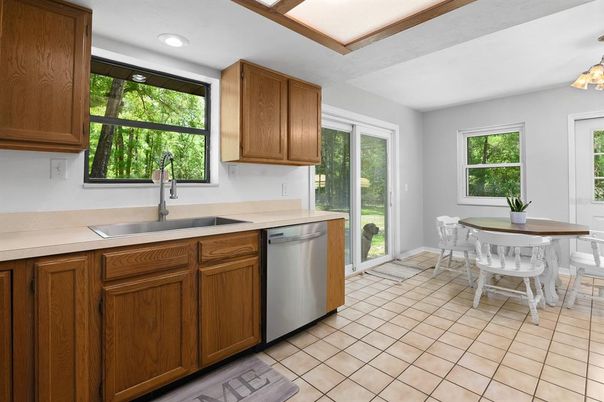 Dining room, Interior, Kitchen, Recessed Lighting
