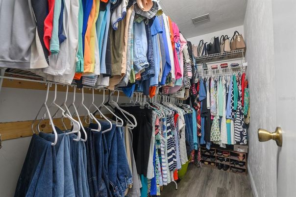 Interior, Walk-in Closets, Wood Texture Flooring