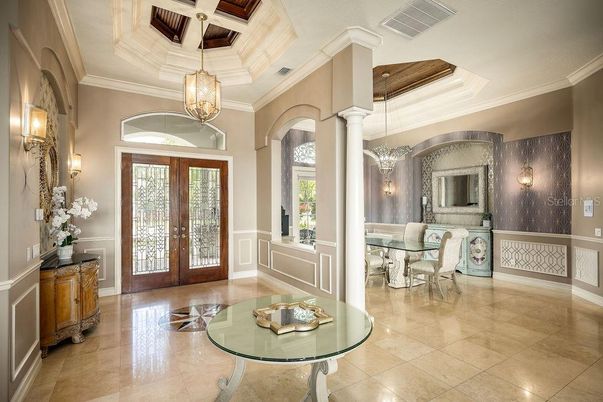 Chandelier, Dining room, Interior, Pendant Lights