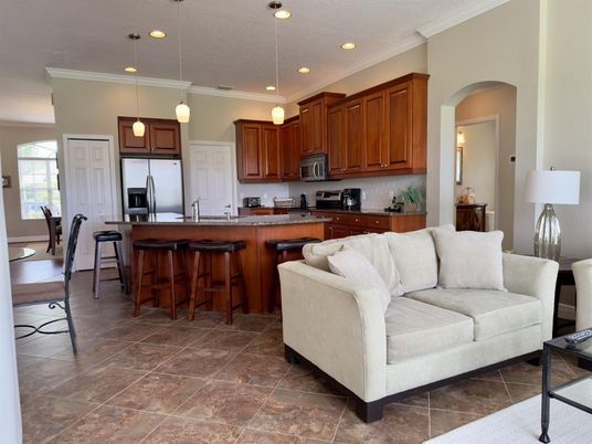 Interior, Kitchen, Living room, Pendant Lights, Recessed Lighting, Stainless Steel Appliances