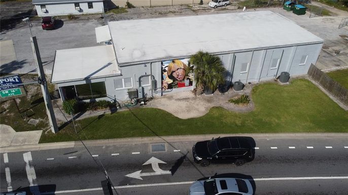Exterior, Drone