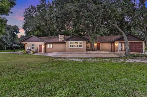Backyard, Detached Garage, Exterior
