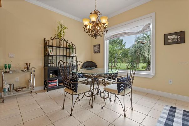 Chandelier, Dining room, Interior