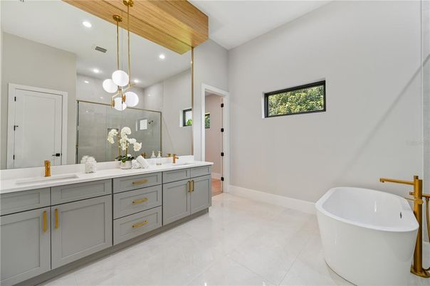 Bathroom, Dual Sink Vanities, Free Standing Baths, Glass Shower, Interior, Pendant Lights, Recessed Lighting