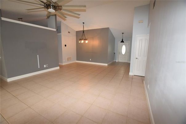 Empty room, Interior, Pendant Lights