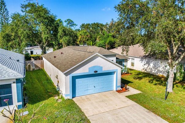 Backyard, Detached Garage, Exterior